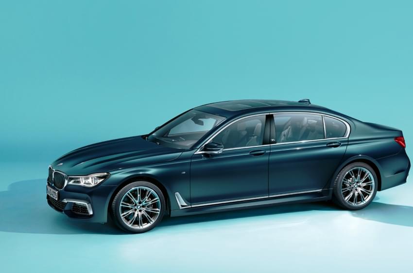 BMW 7-series Edition 40 Jahre breaks cover before Frankfurt